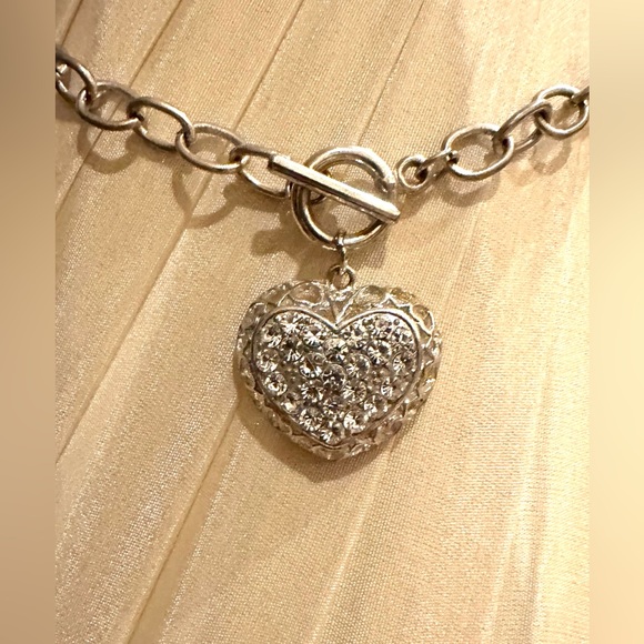 Price Drop💗⬇️50 % DROP Filigree Heart Rhinestones/w Rich 16-19",Silver Overlay - Picture 3 of 8